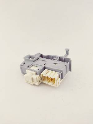 ARİSTON ÇAMAŞİR MAKİNESİ KİLİDİ - ( 254755 )